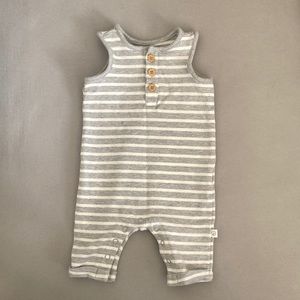 3m jumpsuit - little planet by Carter’s